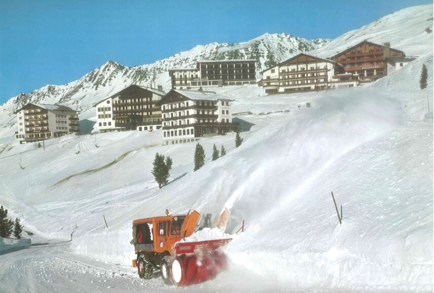 Schmidt Schneefräse VF3 am Timmelsjoch – im Zweijahresrhythmus eine gern und oft besuchte Passöffnungsdemonstration