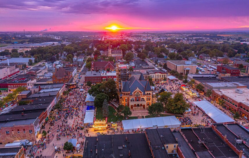 Green County, WI, Cheese Days gathers a crowd of approximately 75,000 people over the 3 day festival.