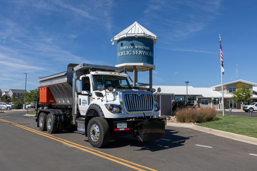Kois Brothers Equipment delivered this Swenson EV100 spreader with an anti-ice pre-wet system to the city of Windsor, Colorado.