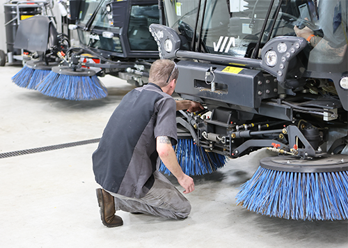 Waar kennis en ervaring samenkomen: technici krijgen meer zelfvertrouwen door praktische HV-training.