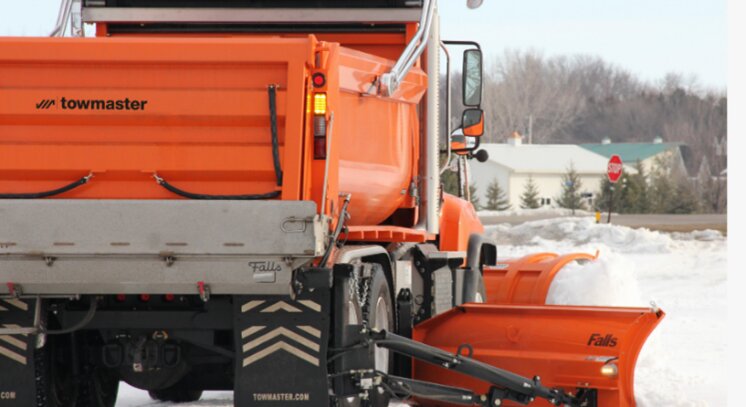 Towmaster produziert Anhänger und Lkw-Aufbauten für Kommunen in den USA und Kanada.