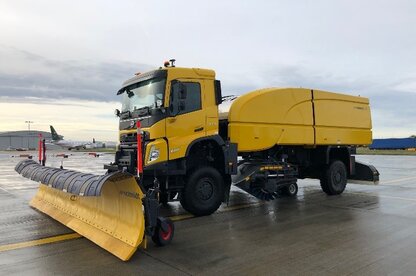 Schmidt | CJS 490 with snow plough MS 64.02 N